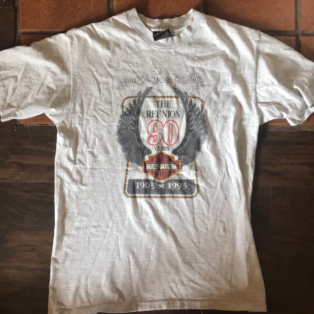 Medium vintage Harley Davidson shirt